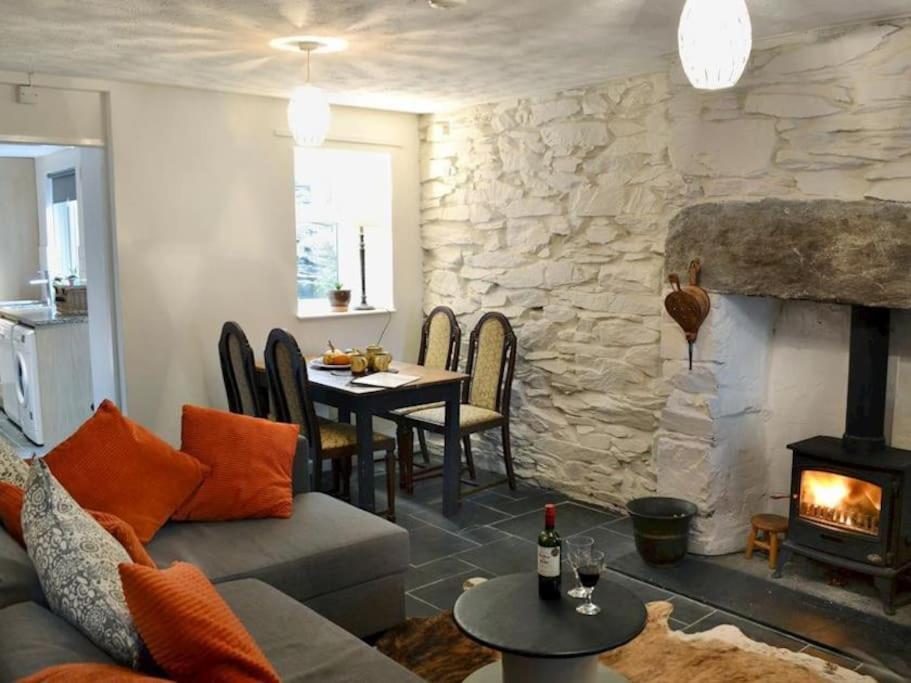 Cosy Terrace Cottage Built Into The Mountain Side. Blaenau Ffestiniog Luaran gambar
